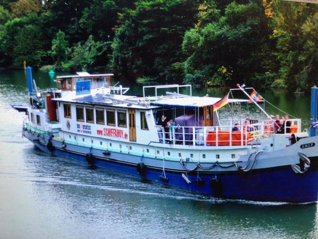 Schiff Ahoy, Hotelschiff, Hausboot, Boot, Passagierschiff Штутгарт Екстер'єр фото